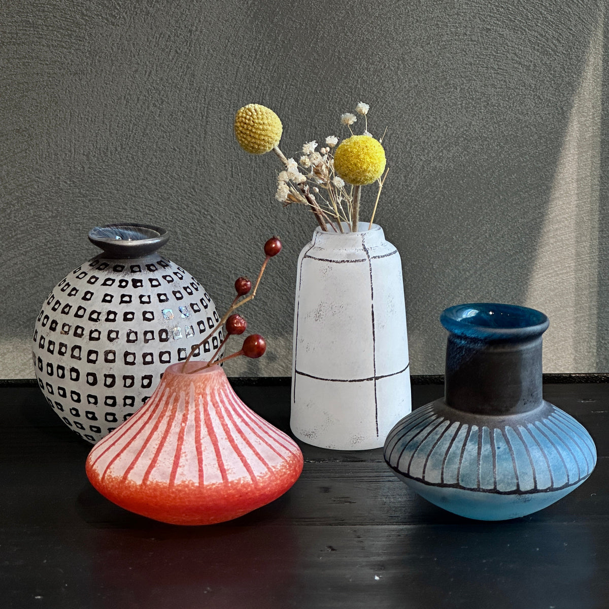 陶器のようなガラスの一輪挿し – TSUCHI-YA │ ガラスの器と工芸