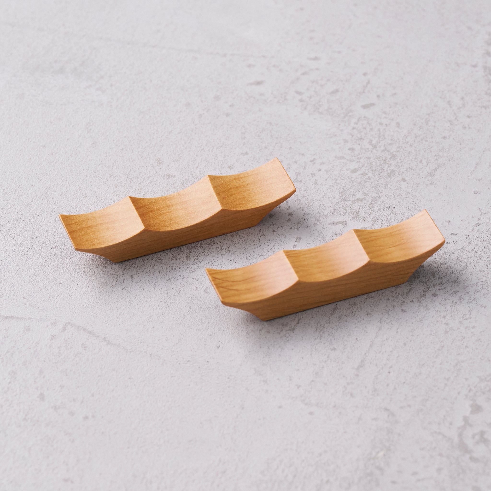 ガラス専門店｜大澤真琴｜Chopstick Holder 波の箸置きペア｜アルダー