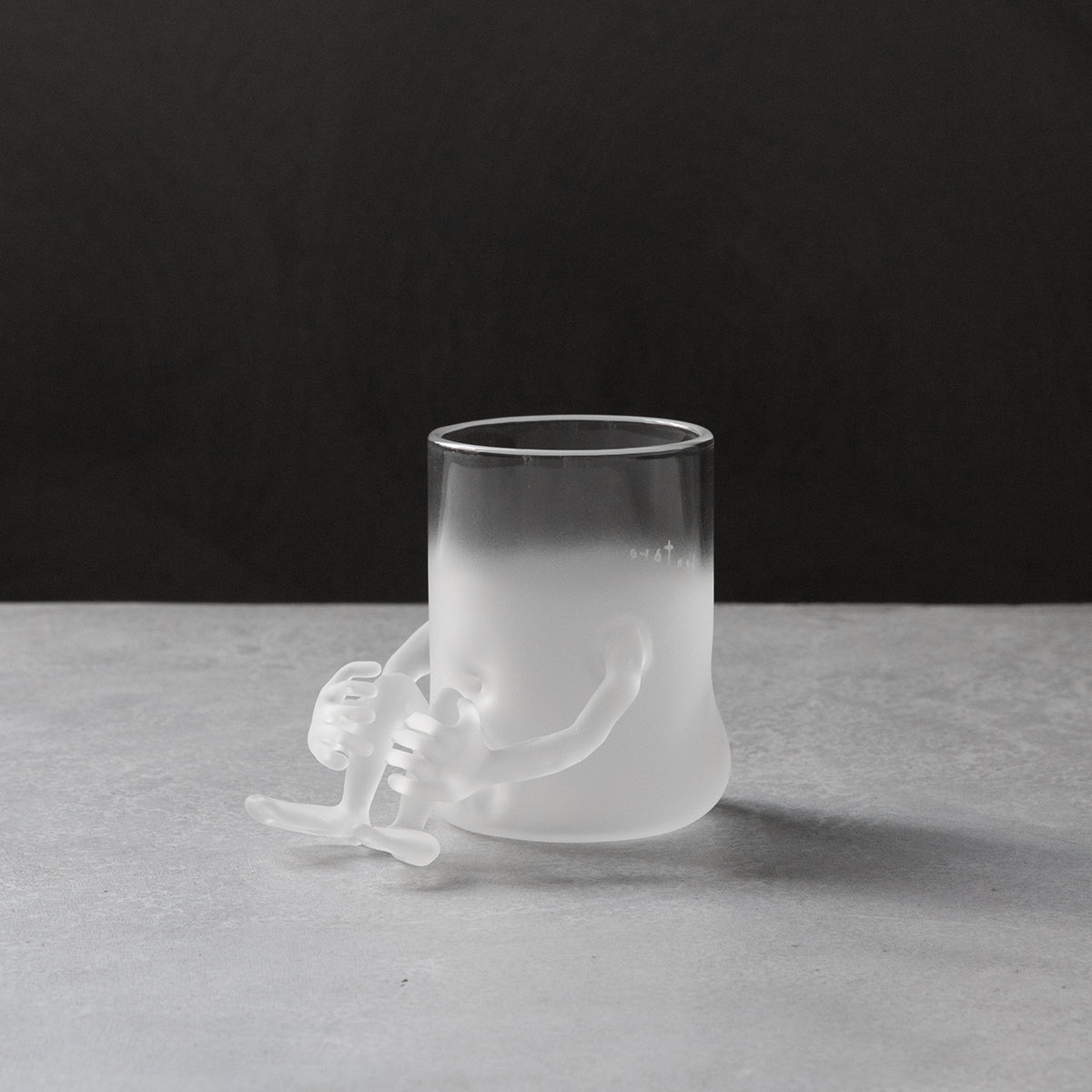 Glass Specialty Shop │ Lampworking │ Kentaro Yanagi │ Sitting