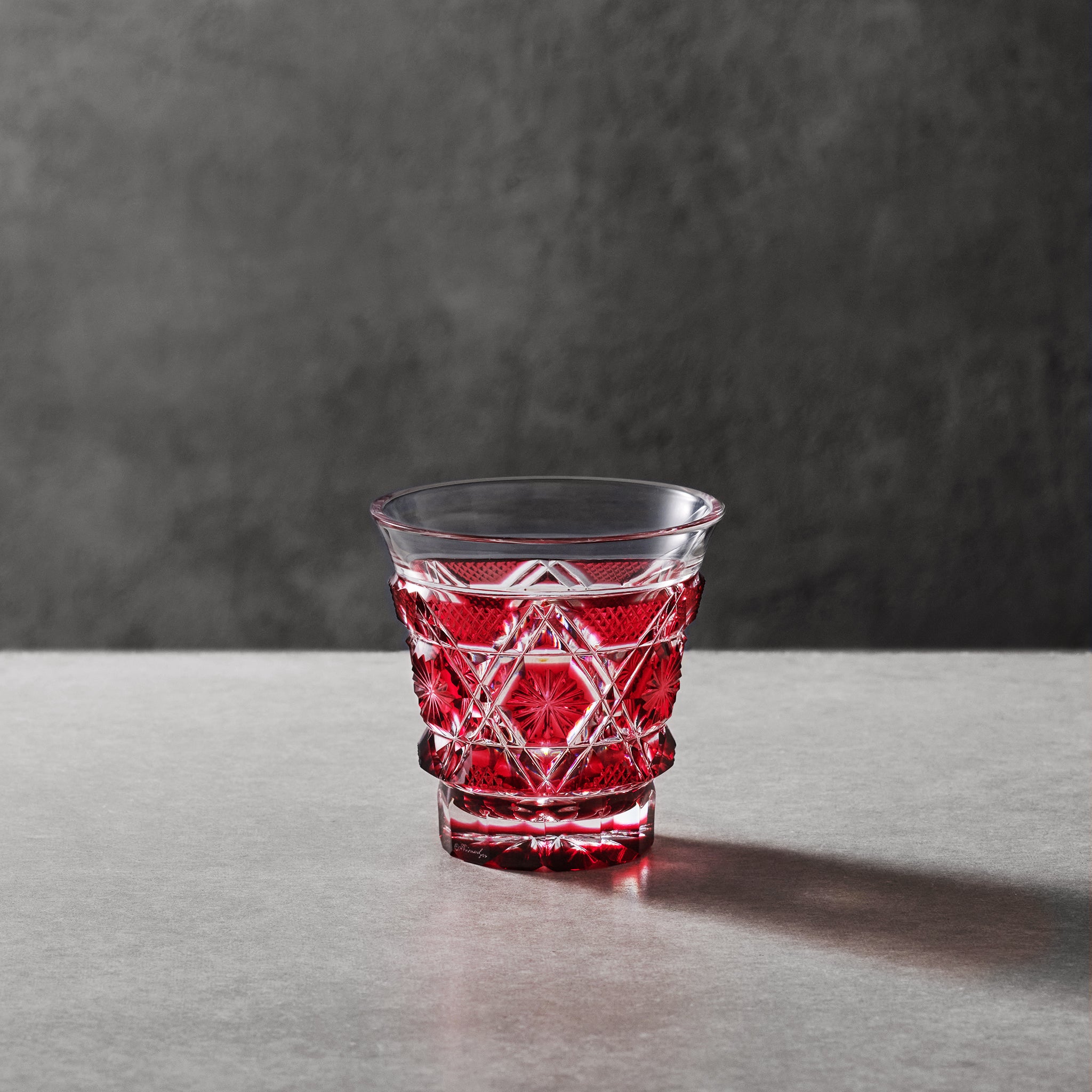 赤いガラス製コーン型グラス 赤いガラス製コーン型グラス 沖縄 琉球ガラス 赤ガラス ビアグラス&お