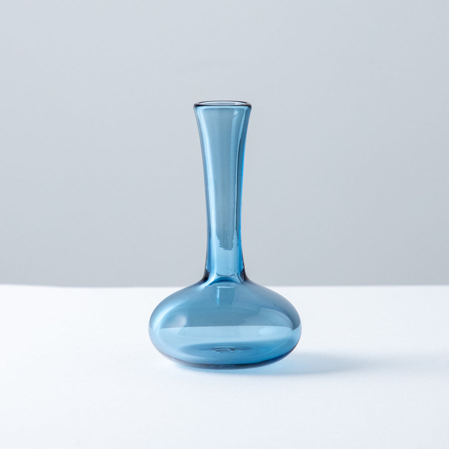 ガラス専門店｜能登島ガラス工房｜能登藍 鶴首花器 – TSUCHI-YA