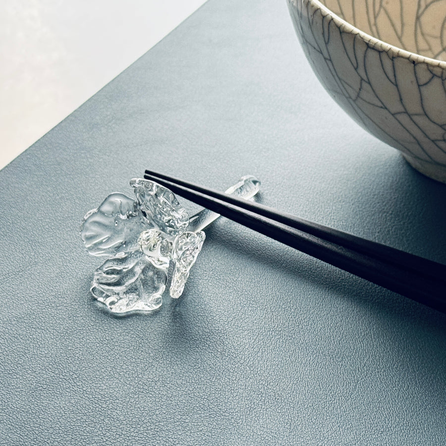 Flower chopstick rest blooming