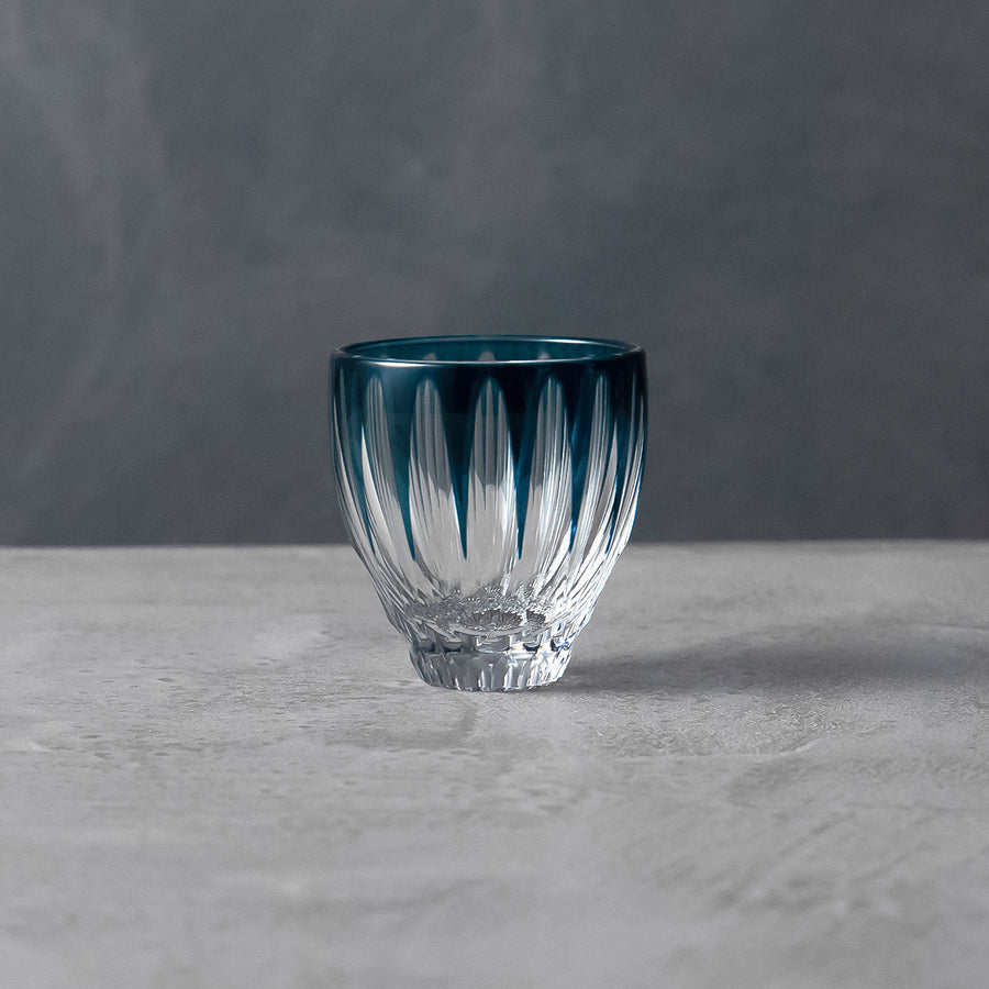Edo Kiriko Amber Green Chrysanthemum Yarai Old Glass – TSUCHI-YA