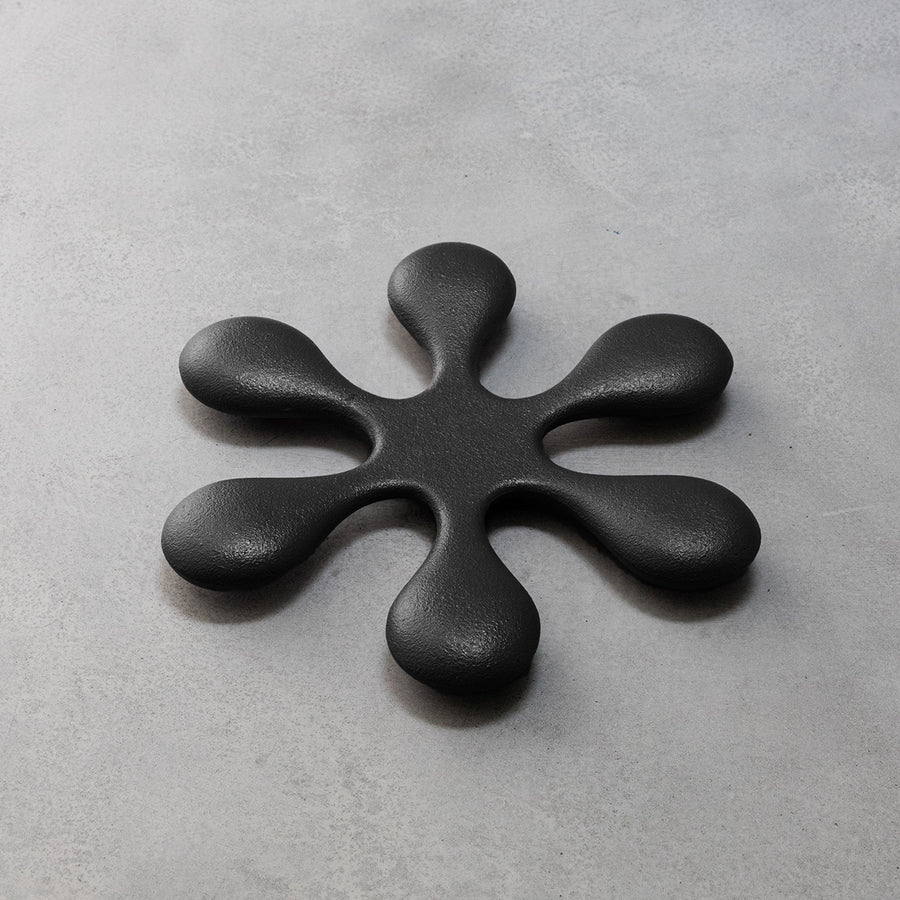 Kamashiki Trivet (Large) Black