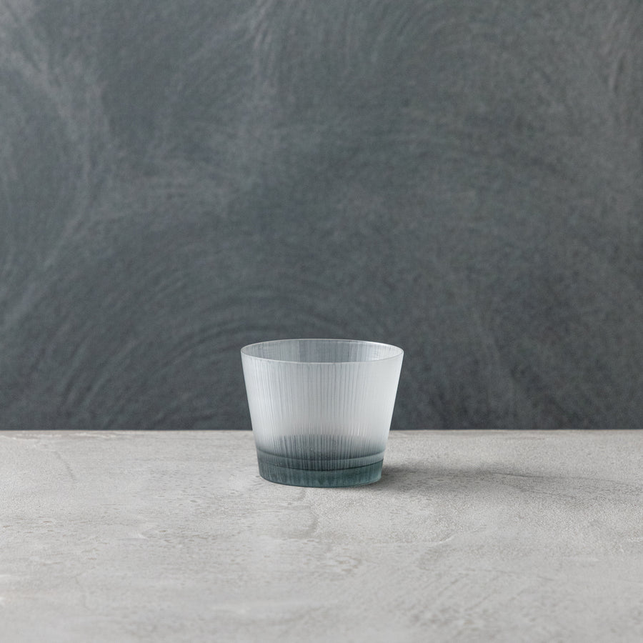 silence_shot glass d /gray