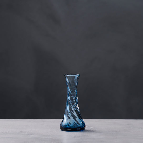 ガラス専門店｜能登島ガラス工房｜Vase 花瓶 能登藍 ねじり 一輪挿し